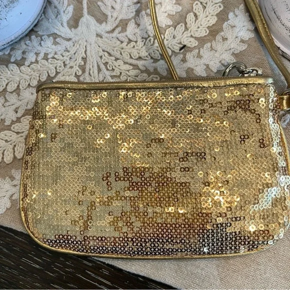 Coach Gold Sequin Clutch - Picture 4 of 9